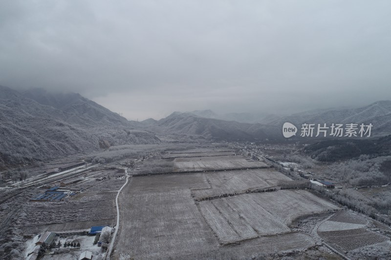 秦岭雪景