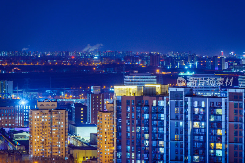 北京城市天际线夜景蓝调全景图