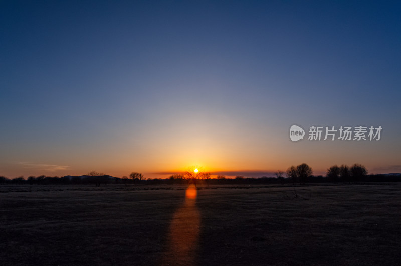 内蒙古呼伦贝尔额尔古纳湿地公园日落夕阳