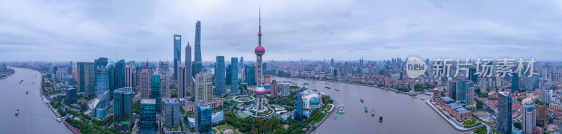 航拍上海陆家嘴和黄浦江全景