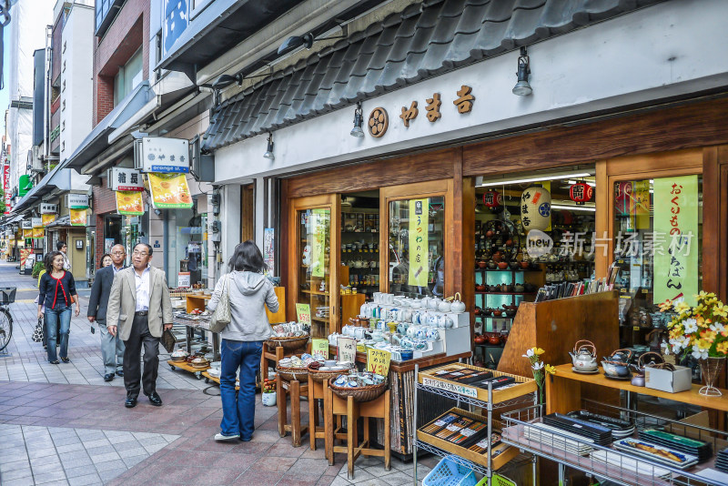 日本东京的茶具店