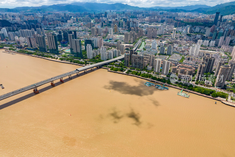 浙江温州城市风光瓯江航拍摄影图