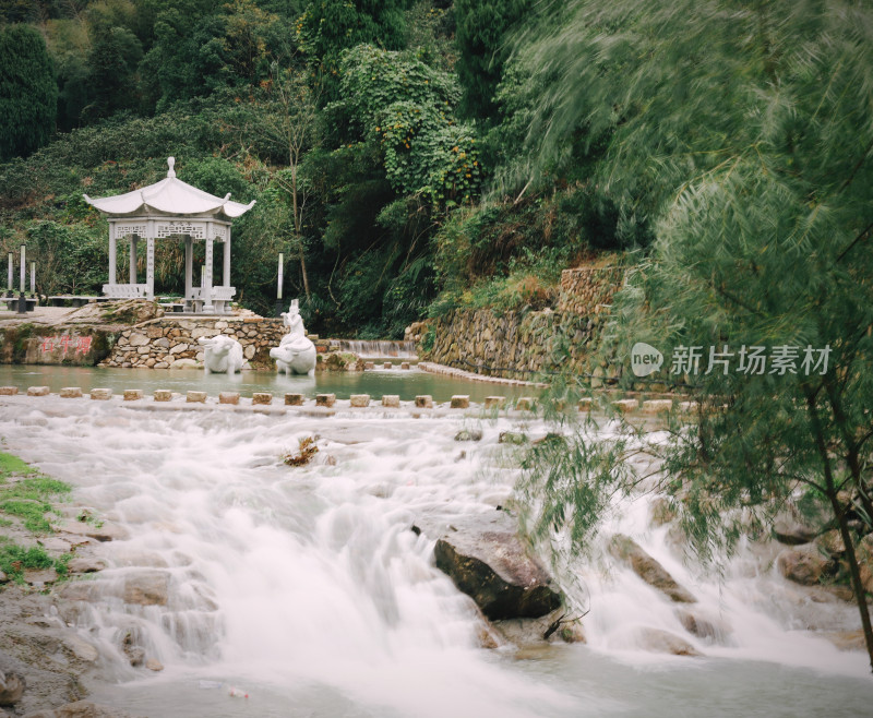 梅溪村溪流