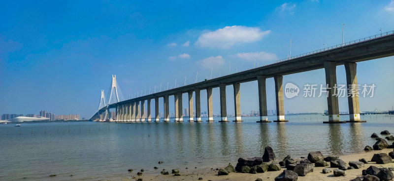 广东湛江海湾大桥摄影图