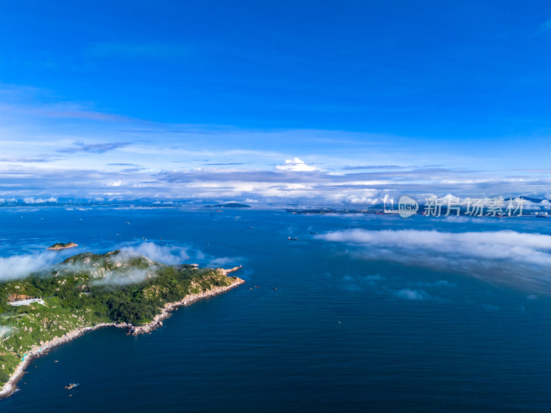 大海岛屿南澳岛云海航拍图