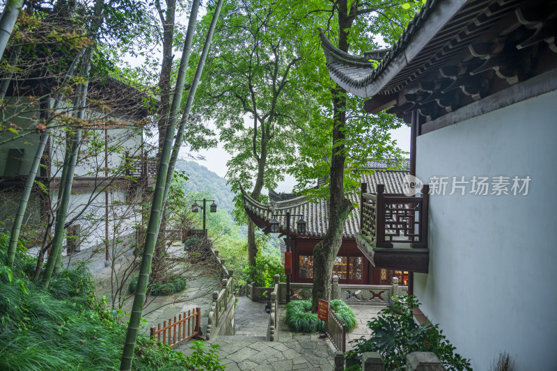 杭州飞来峰韬光寺古建筑风景