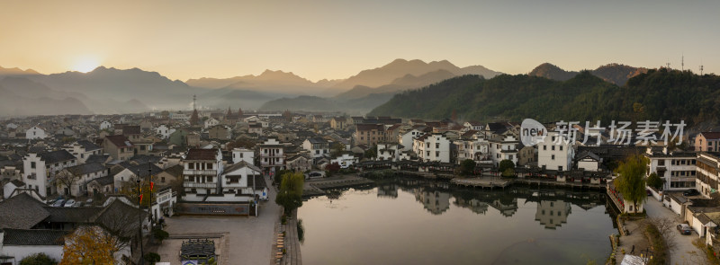 杭州桐庐深澳古村清晨日出全景宽幅航拍