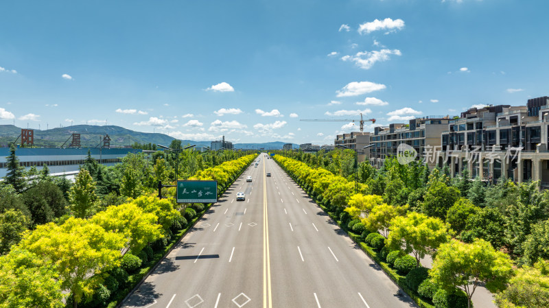 航拍高端小区住宅楼房