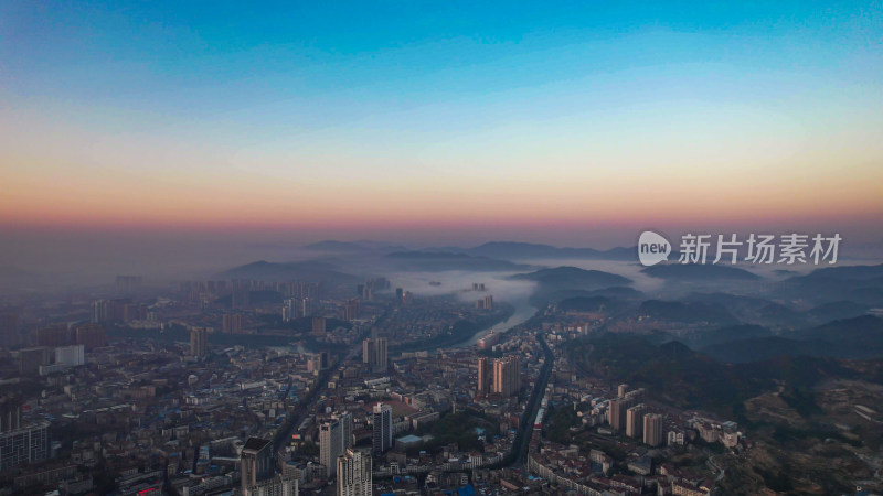 湖南湘西怀化城市清晨日出彩霞航拍图