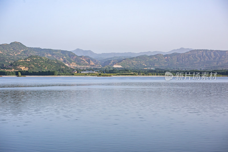 河南三门峡陕州公园天鹅湖景点景观