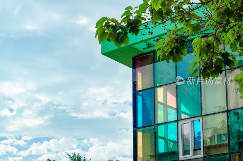 青岛中山公园的彩色玻璃房子