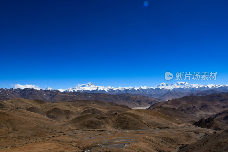 阿里加乌拉山口雪山观景台