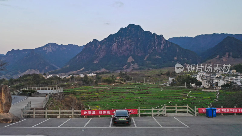 徽派建筑油菜花梯田航拍