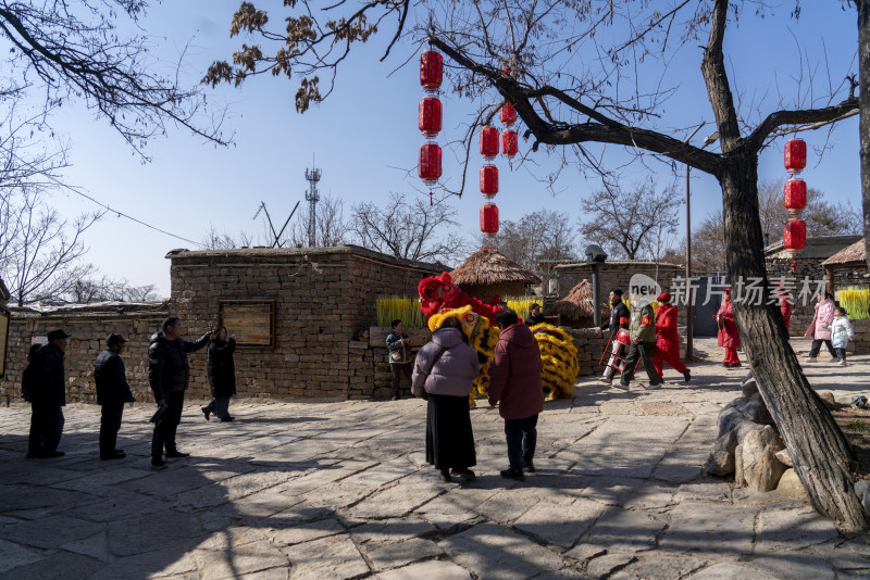 吉祥中国年，五埠村张灯结彩迎新春