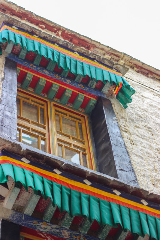 西藏拉萨布达拉宫与八廓街建筑