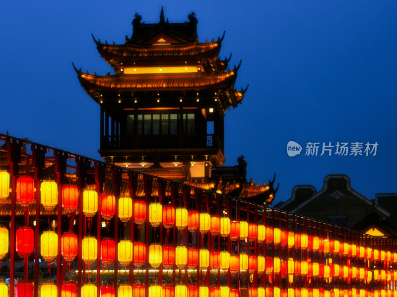 新年元宵城市喜庆灯笼夜景