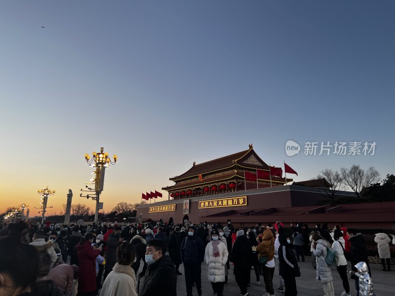 冬天民众在北京首都天安门广场