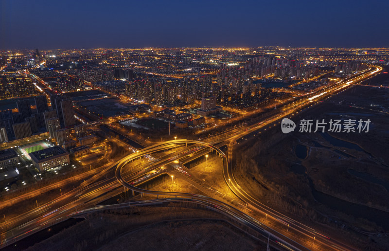 晚高峰天津立交桥车流街道交通夜景航拍