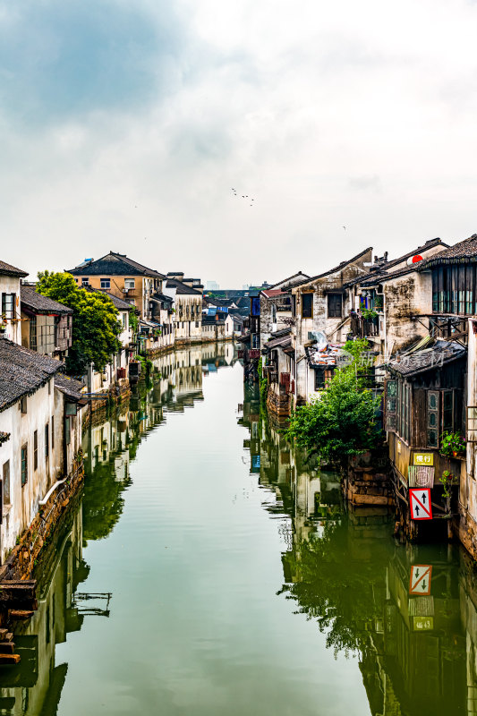 苏州七里山塘山塘街景点景观