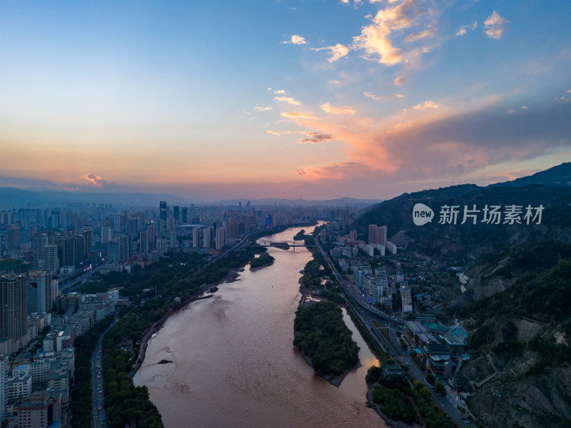 兰州城市夕阳夜景航拍图