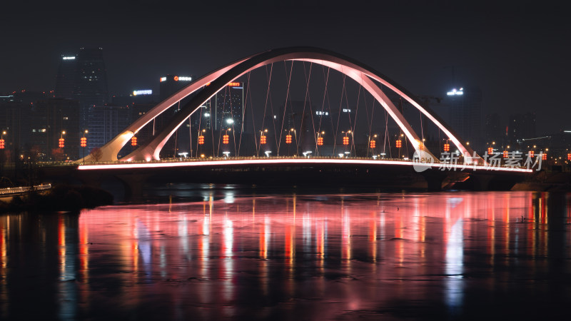 成都锦江府河上的锦尚大桥夜景