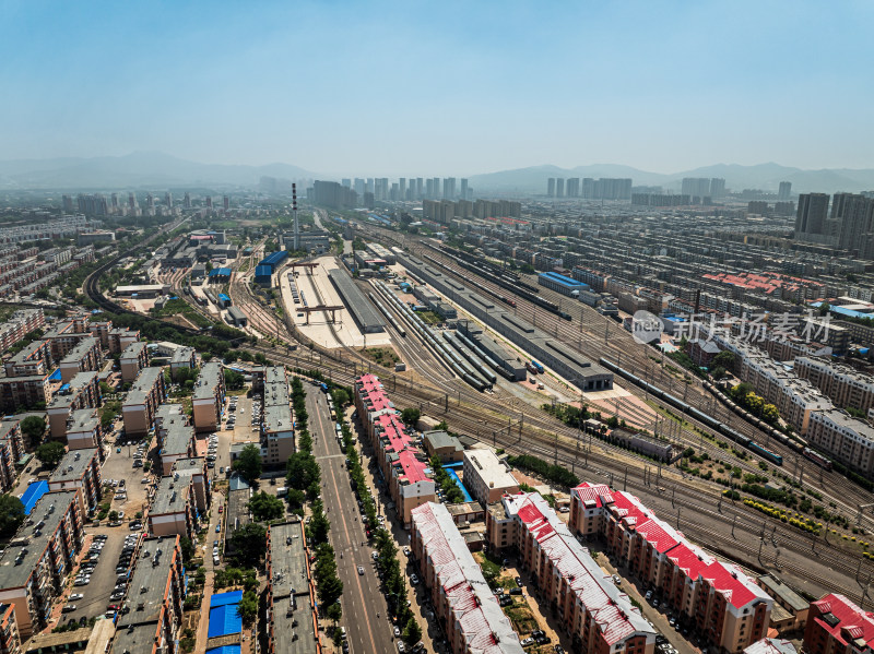 中国辽宁锦州火车站城市建筑航拍全景