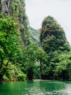 安顺格凸河