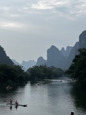 广西桂林阳朔遇龙河竹筏漂流