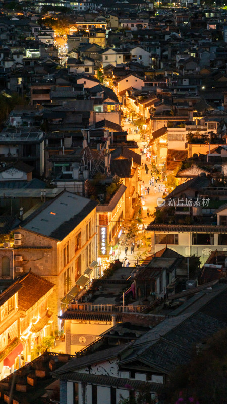 云南大理双廊古镇街道夜景俯拍