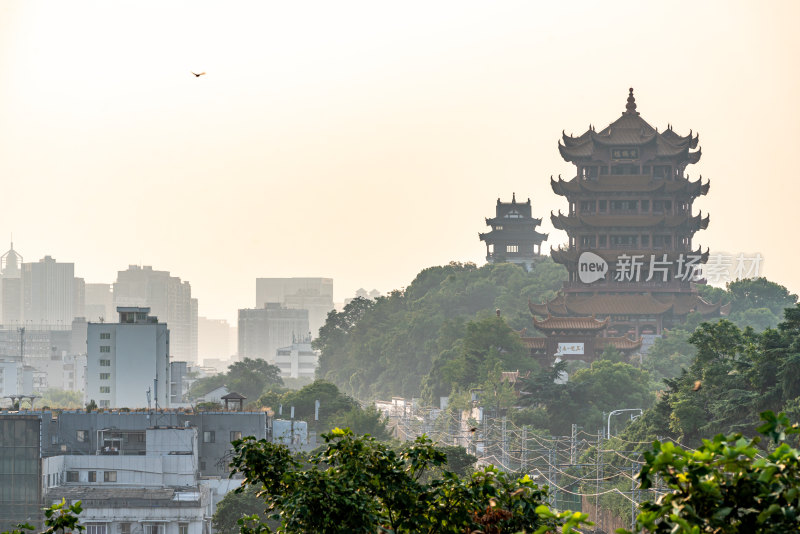 湖北武汉武昌京广铁路黄鹤楼白云阁