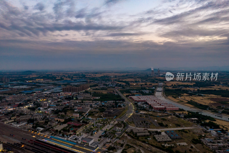 河南平原晚霞夕阳城市航拍图