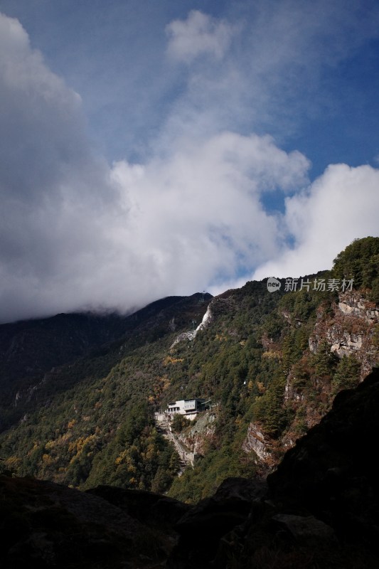 大理苍山玉带路景区