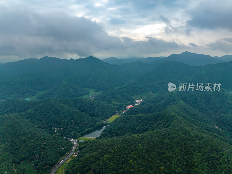 航拍西湖名胜风景区西湖群山