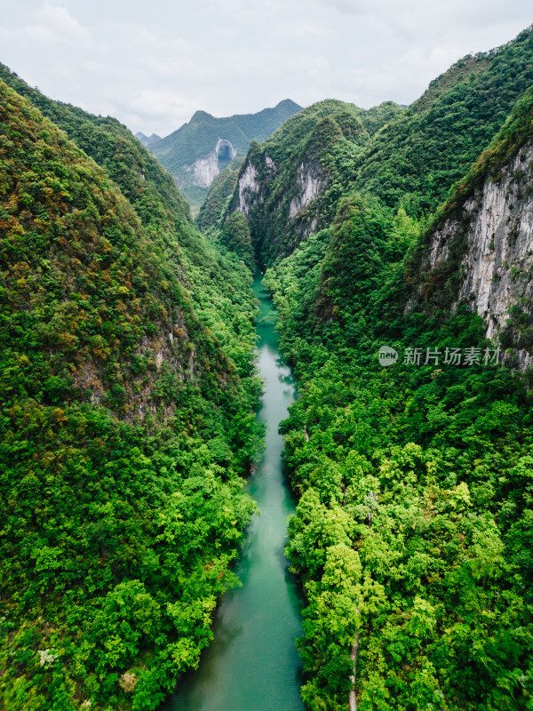 安顺格凸河