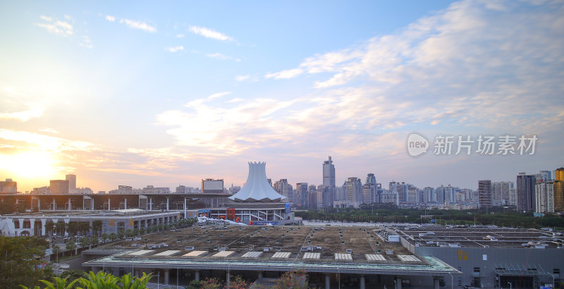 广西南宁国际会展中心城市风光建筑蓝天白云
