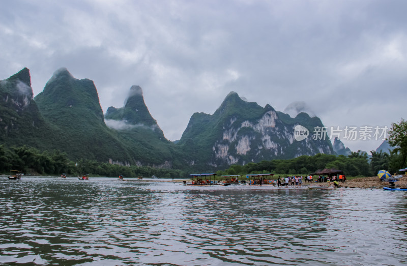 桂林阳朔漓江山水风光