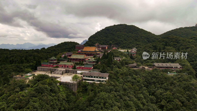 湖南张家界天门山5A景区航拍图