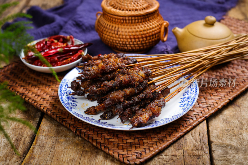 健康好吃的黄豆焖鸡爪