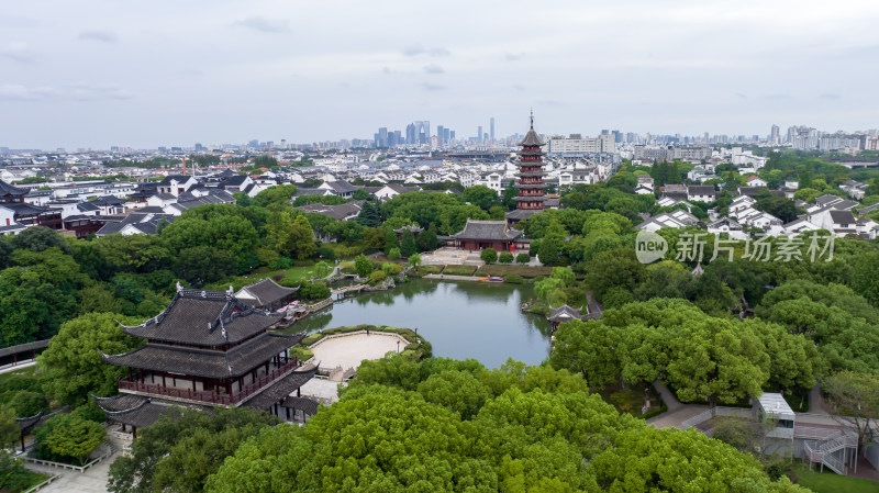 苏州盘门景区瑞光塔风景航拍历史文化旅游