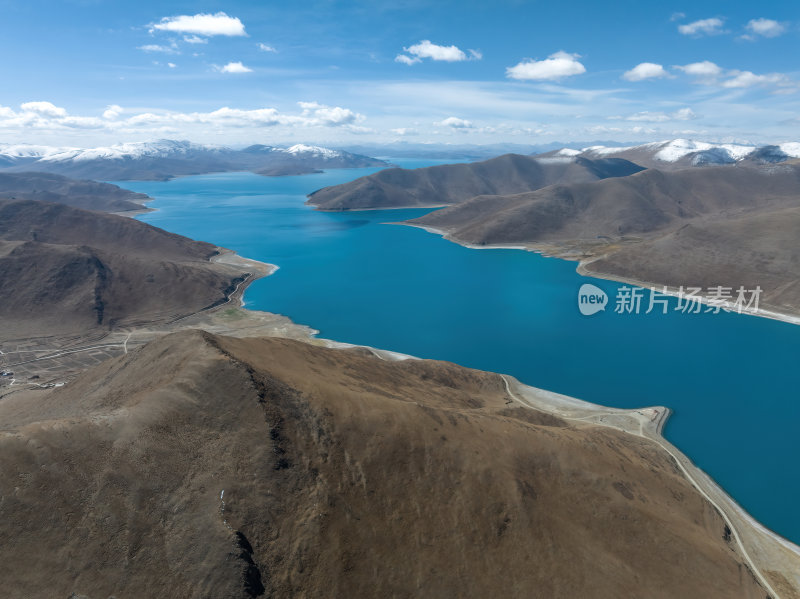 西藏山南羊卓雍措圣湖神湖蓝色高空航拍