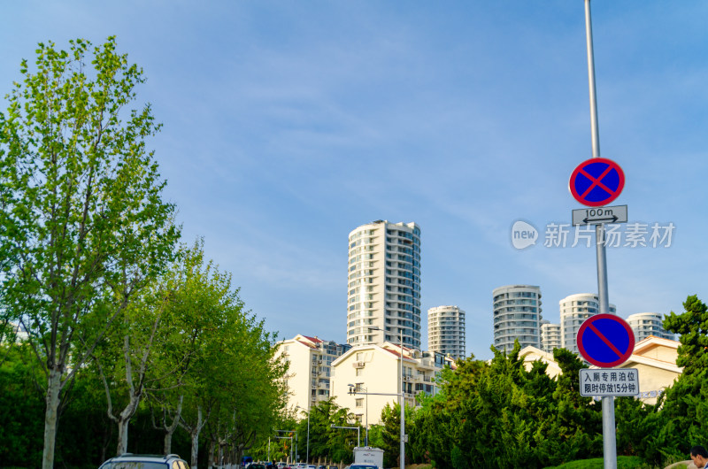 青岛燕儿岛上的海景房