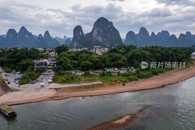 桂林阳朔漓江山水自然风光航拍