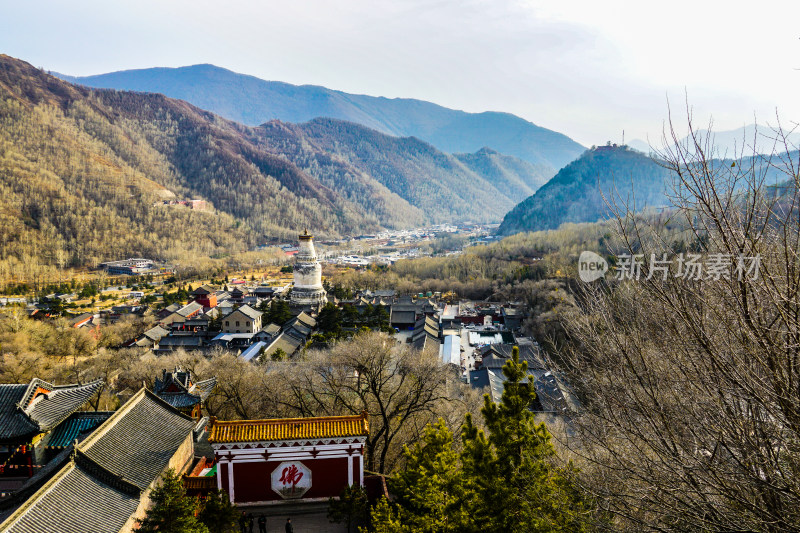 山西忻州市五台山标志建筑大白塔