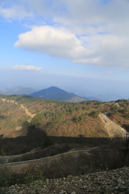 山间 公路 小路 高山 群山 山脉 曲折