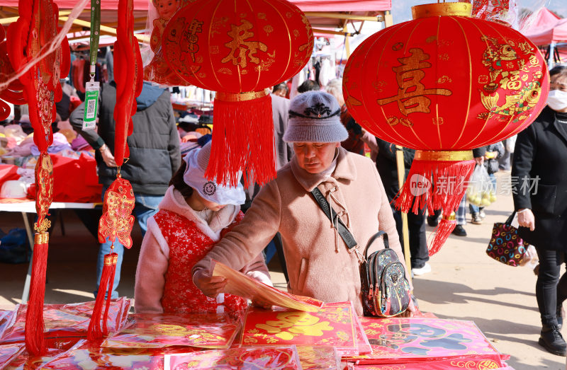 赶大集 购年货 迎新春