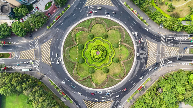 城市绿化植物眉山交通转盘航拍图