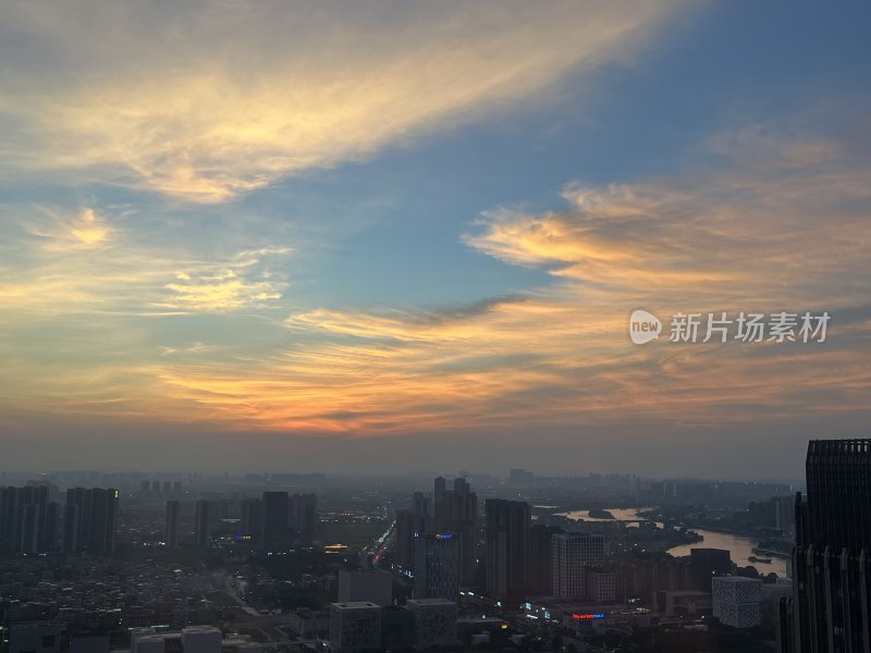 佛山新城，日落晚霞