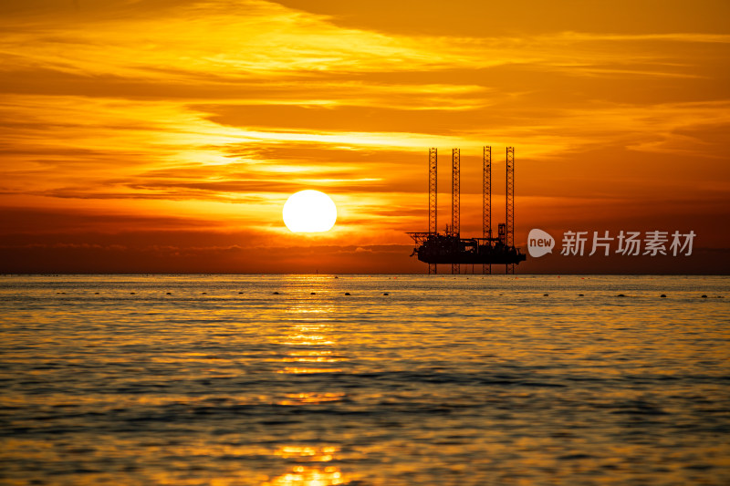 山东烟台蓬莱阁八仙过海景区海上日出景观