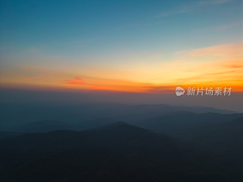 航拍山脉夕阳晚霞自然风光