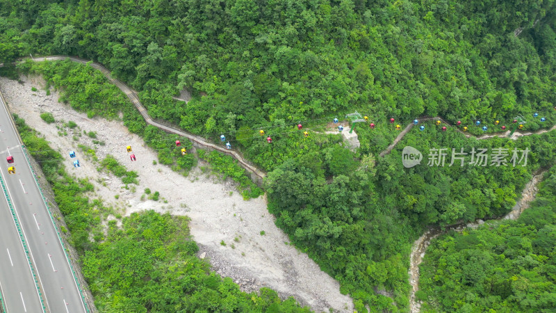 航拍湖北宜昌三峡猴溪防风景名胜区山谷缆车